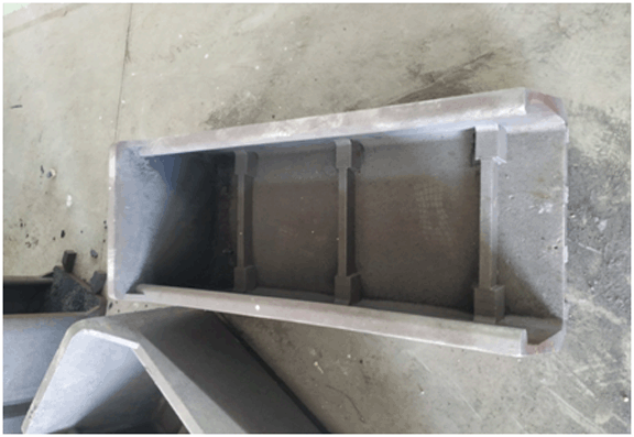 Process of rolling mill side brick groove casted by LFC